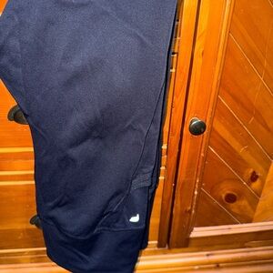 Women’s Fabletics Black & Navy Leggings